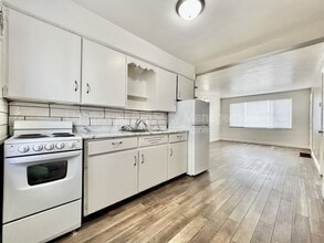 Building Photo - 1193 Ottillia St SE