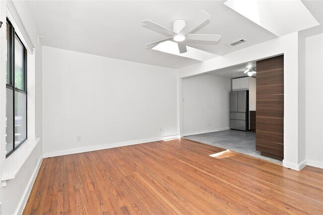 Foto del edificio - 3507 Vineland Dr