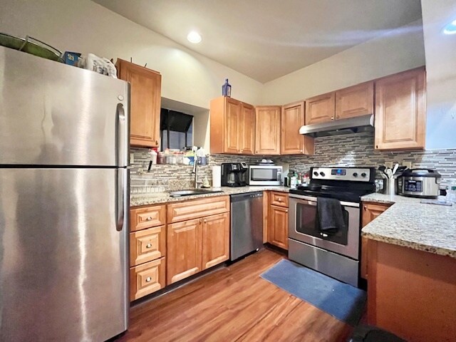 Foto del edificio - 616 Columbus Ave