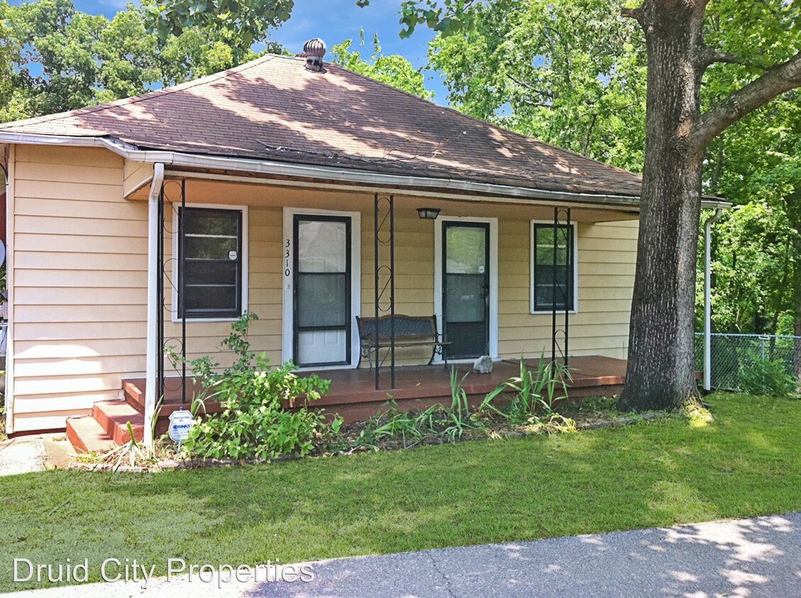Primary Photo - 4 br, 2 bath House - 3310 Alabama Ave