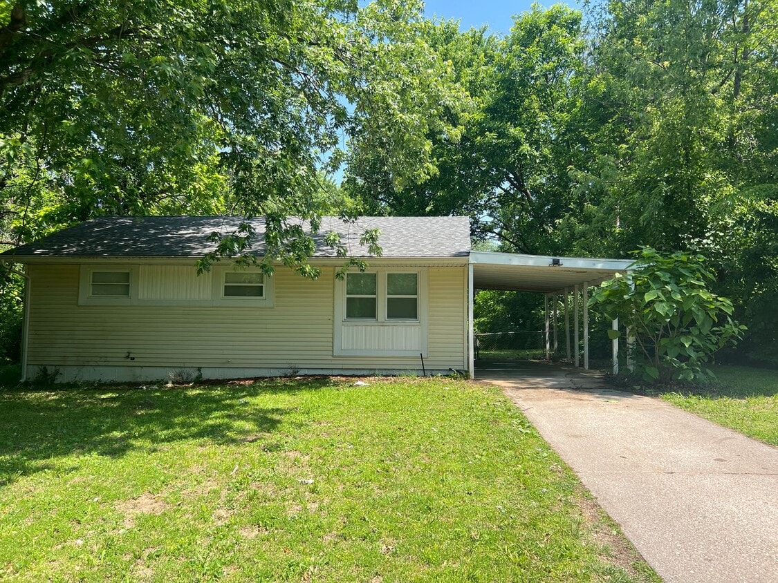 Photo - 127 Ben Nevis Road
