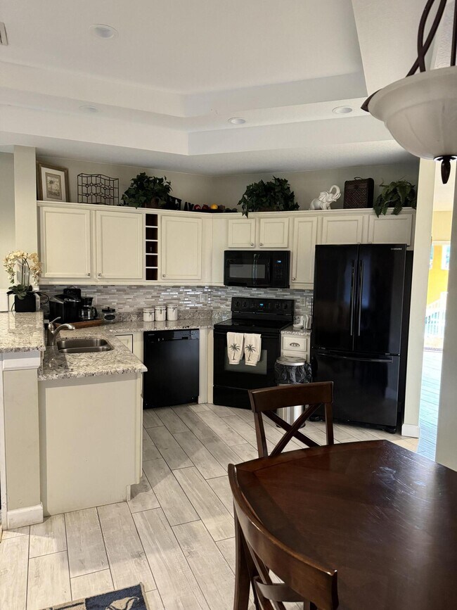 Foto del edificio - 8313 Mulligan Cir