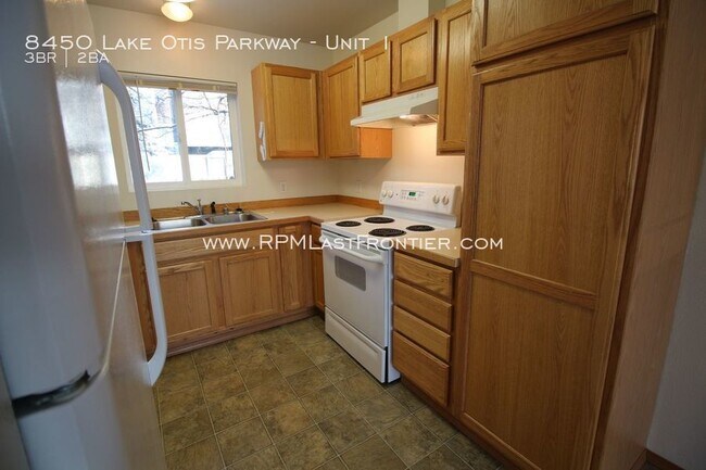 Building Photo - 8450 Lake Otis Pkwy