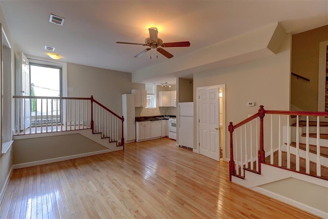 Main Room - 295 King St