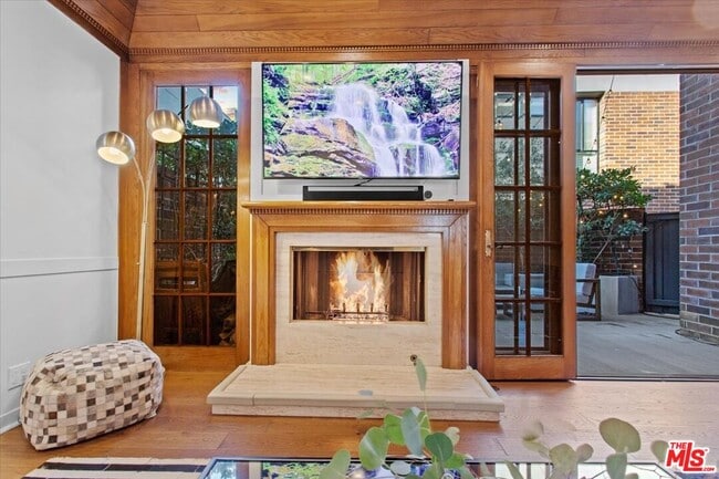 Building Photo - 9311 Burton Wy