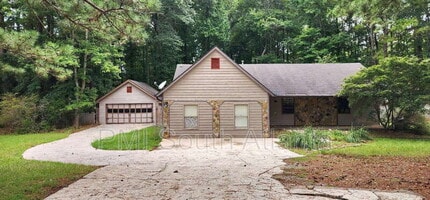 Building Photo - 145 Paces Dr