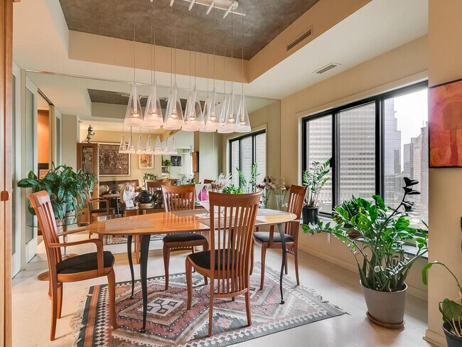 Foto del edificio - 1201 Yale Plz