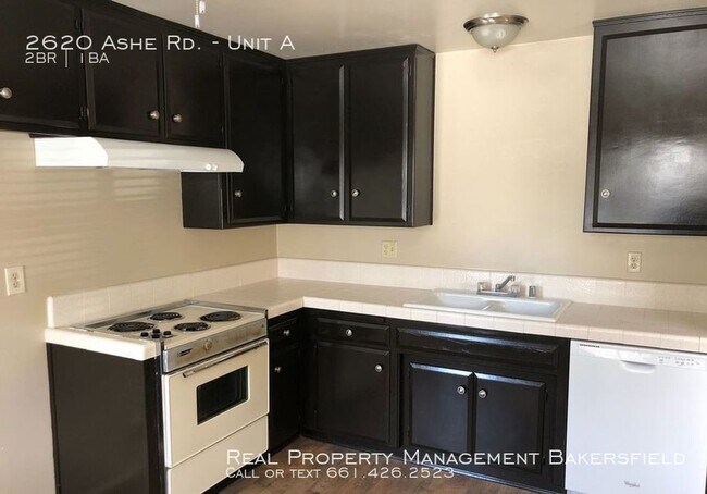 Building Photo - 2620 Ashe Rd