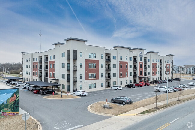 Building Photo - Promenade Commons