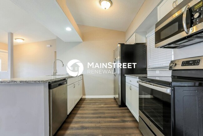 Building Photo - 3 Bedroom Pet-Friendly Home in NORTH PORT, FL with Main Street Renewal