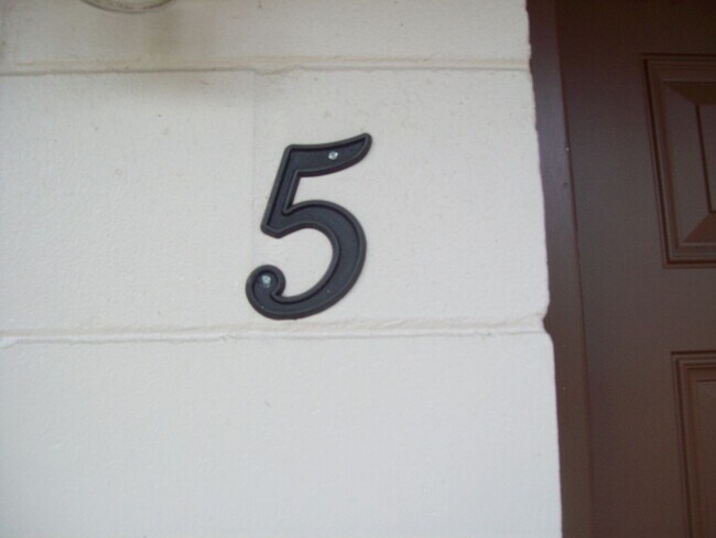 Foto del edificio - 825 SE 9th St