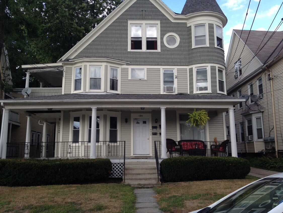 1211 Marion St Unit A, Dunmore, PA 18509 Apartments in Dunmore, PA