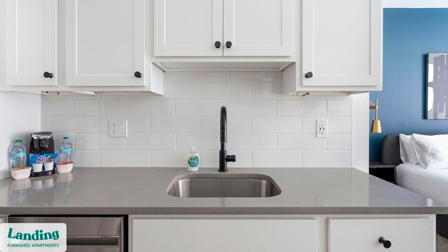 Building Photo - 4014 Ludlow St