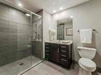 Building Photo - 401 E Illinois St