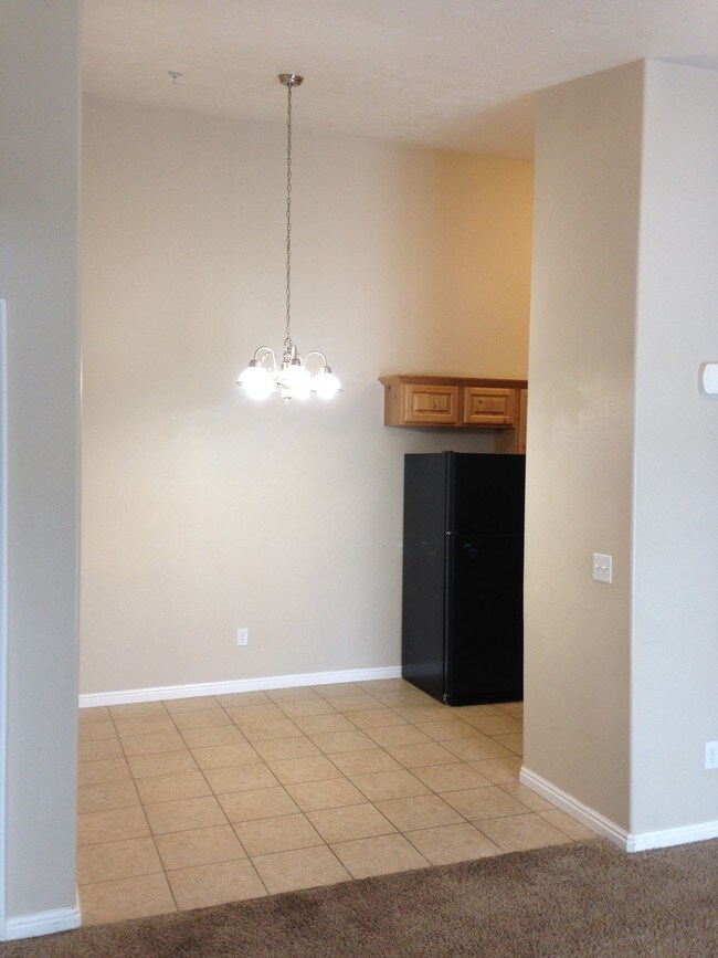 Building Photo - 2290 Cumorah Way
