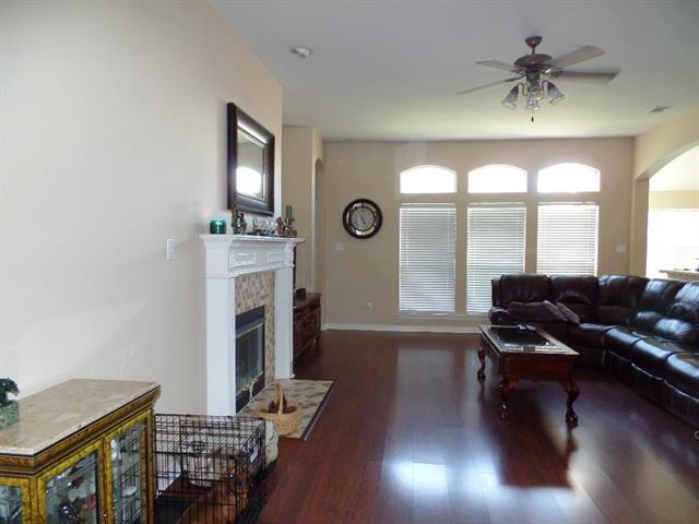 Building Photo - 11990 Cobblestone Dr