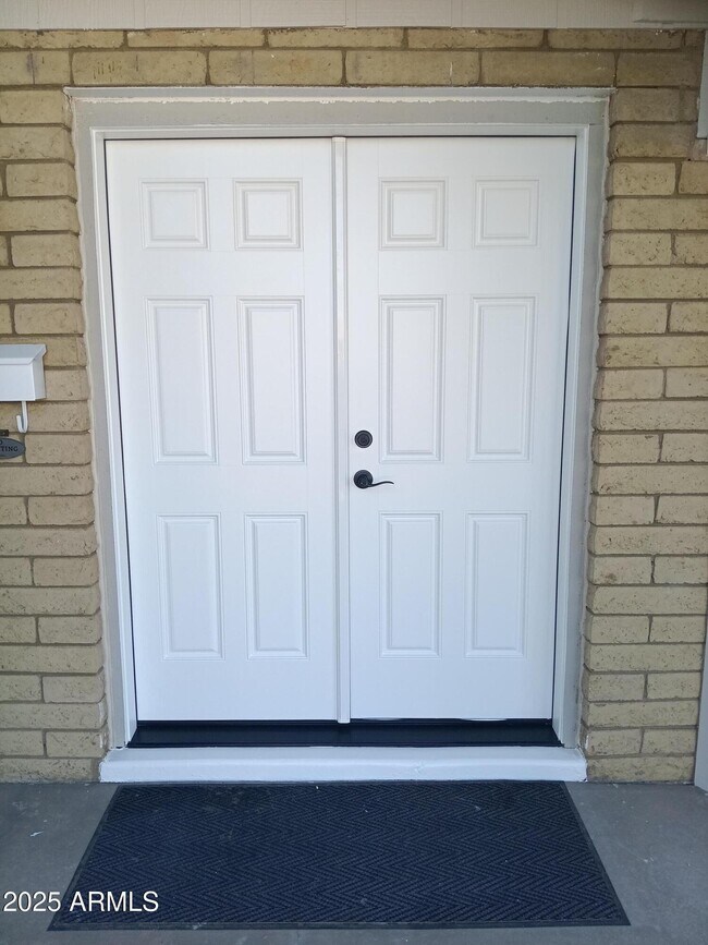 Foto del edificio - 2839 E Altadena Ave