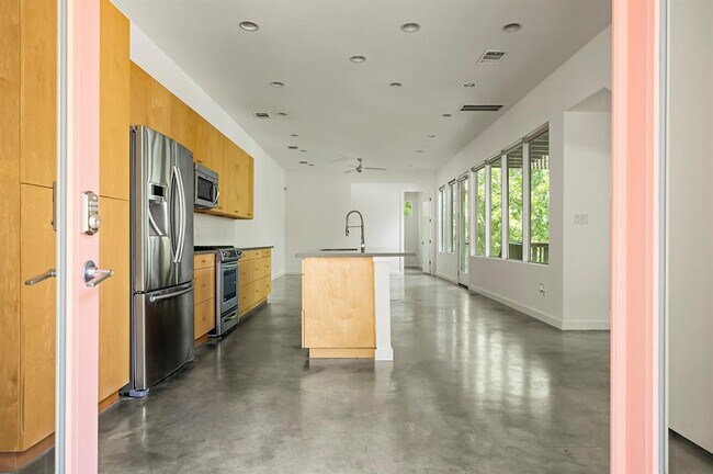 Foto del edificio - 1302 S 5th St