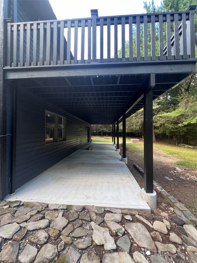 Building Photo - 60 Sunflower Dr