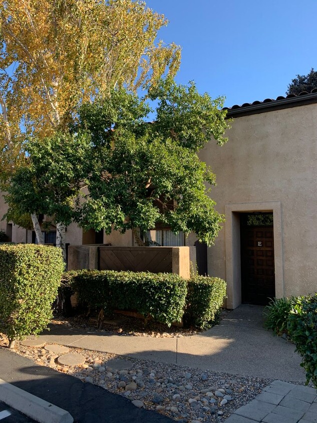 Primary Photo - Two-bedroom Tri-Level Condo