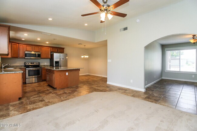 Building Photo - 4633 E Covina St