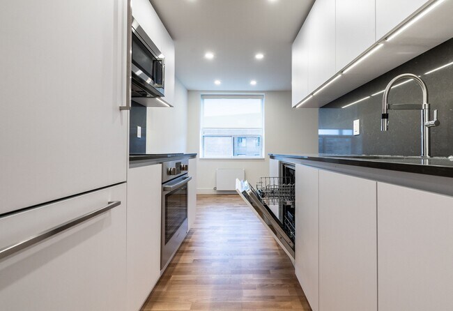 Building Photo - 55 Eccleston Dr