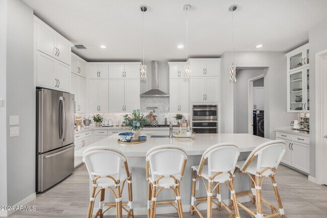 Foto del edificio - 41267 W Sussex Dr