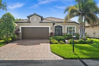 Building Photo - 14750 Laguna Dr