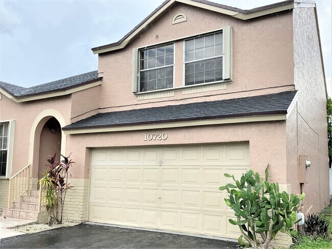 Foto del edificio - 10720 SW 10th Ct