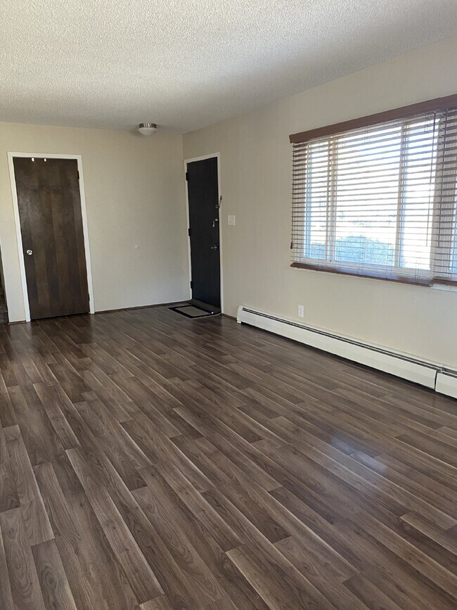 Foto del edificio - 3 bedroom - Hartsock