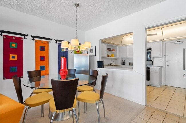 Building Photo - 3850 Galt Ocean Dr