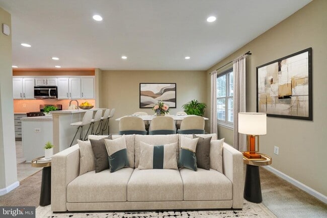 Building Photo - 115 Gleneagles Dr