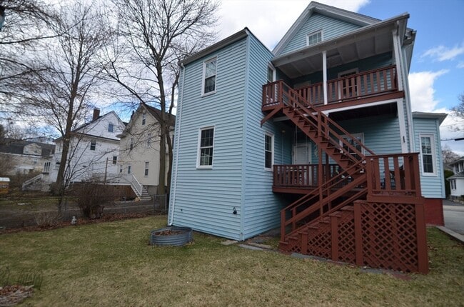 Building Photo - 24 Otis St