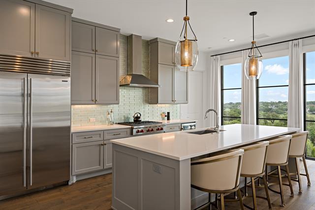 Foto del edificio - 5270 Town and Country Blvd