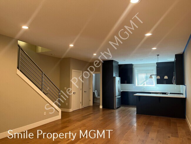 Foto del edificio - 2416 SE Morrison St