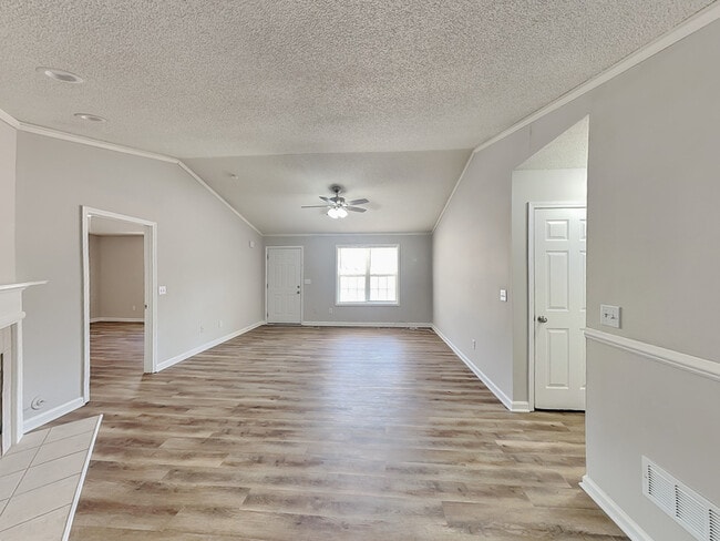 Building Photo - 178 Wyngate Ct