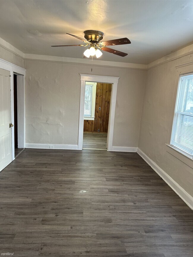 Foto del edificio - 3 br, 1 bath Duplex - 431 16th Avenue 2