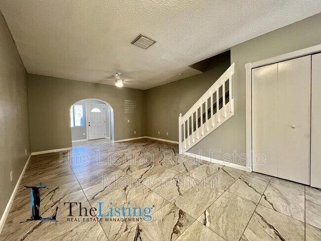 Building Photo - 5936 Bayside Key Dr