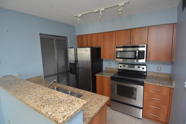 Building Photo - 1285 Crystal Way