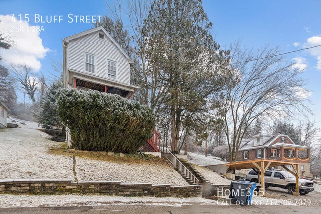 Building Photo - 415 Bluff St