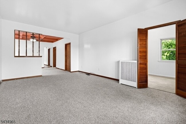 Building Photo - 319 Paterson Ave