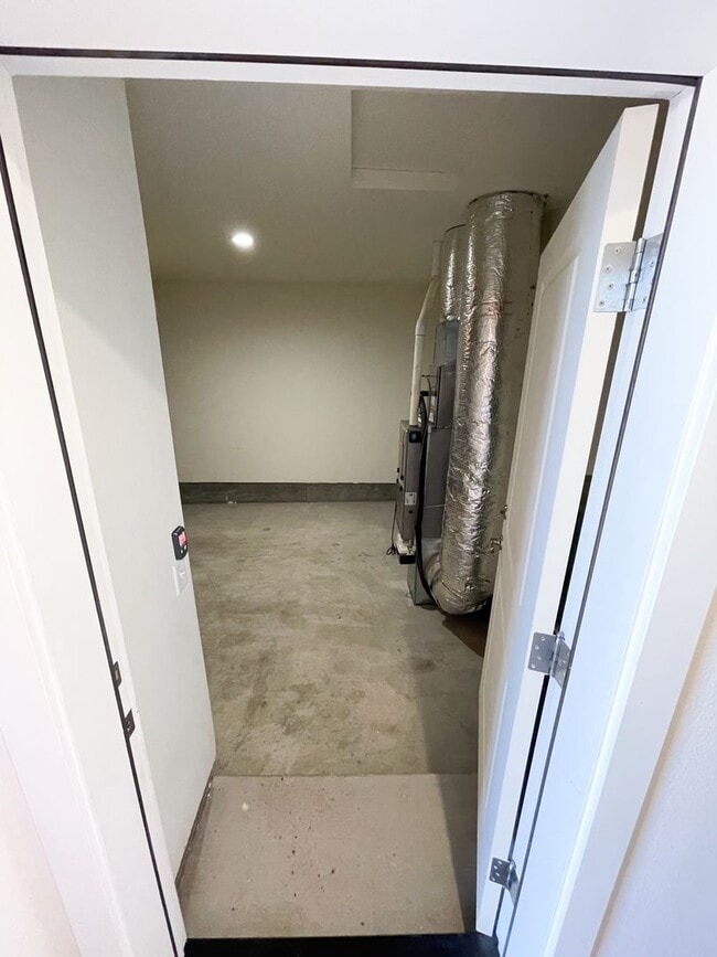 Building Photo - 4245-47 Wyoming