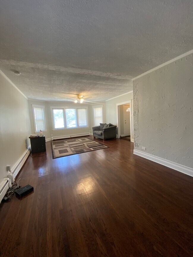Foto del edificio - 7659 W Sunset Dr