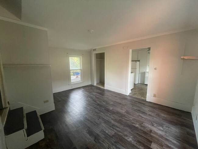 Foto del edificio - 161 N Prairie St