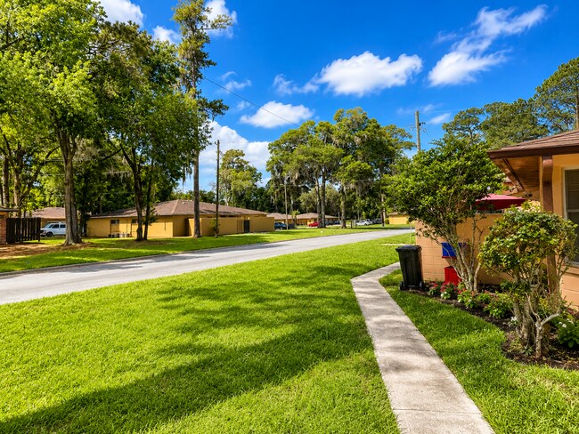 Foto del edificio - 3700 SW 29th Terrace