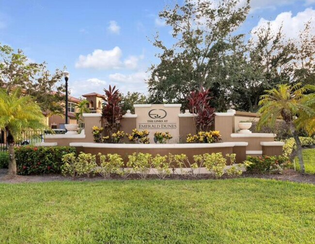 Foto del edificio - 6515 Diamond Springs Terrace