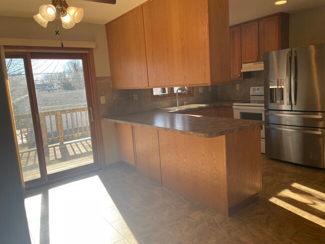 Foto del edificio - 5005 Meredeth St