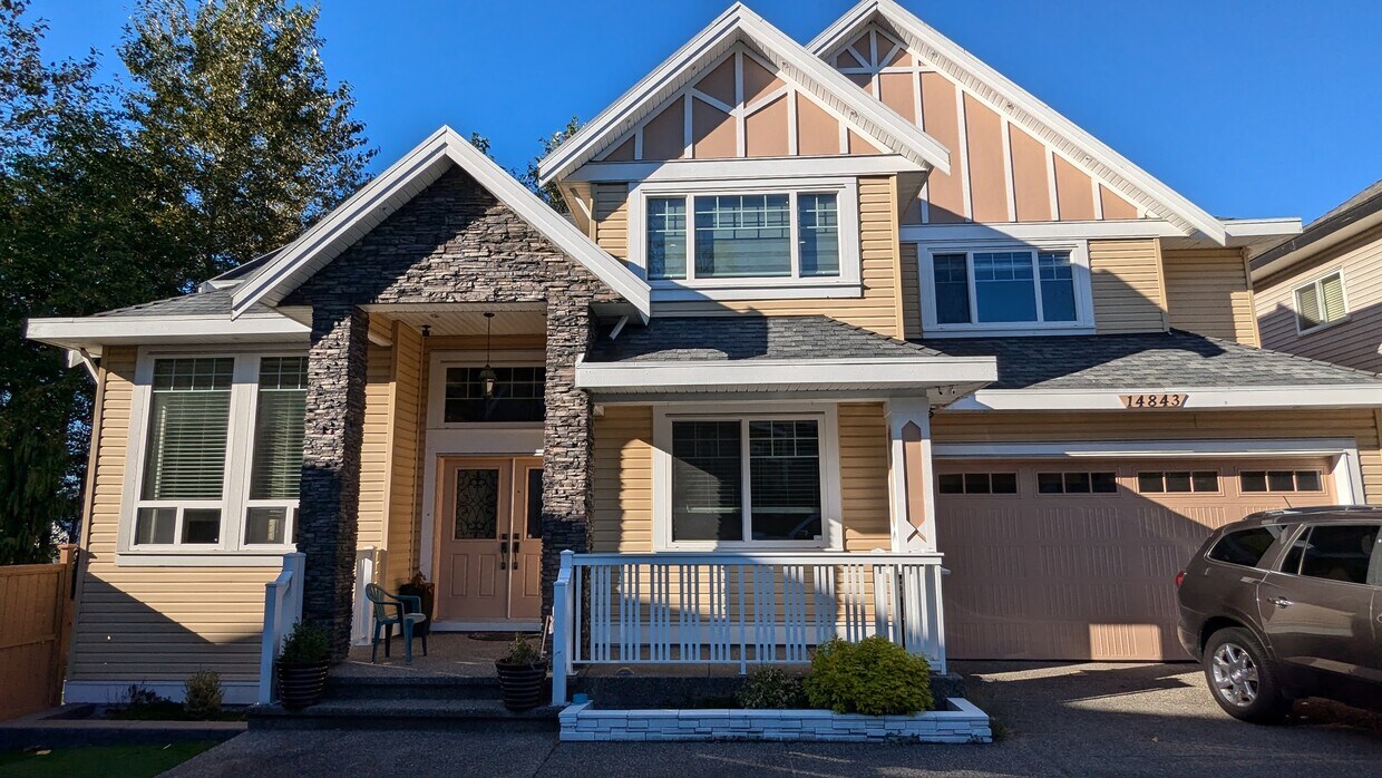 Photo principale - 14843-14863 63 Ave