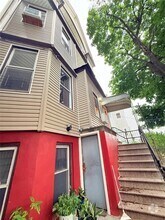 Building Photo - 26 Linden St