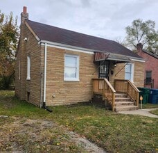 Building Photo - 2219 Nichols Pl